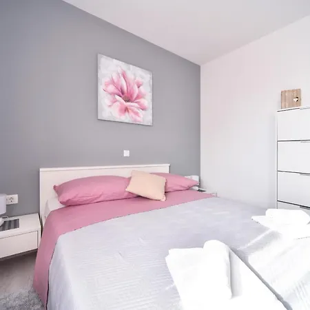 Deluxe Franic Sukošan