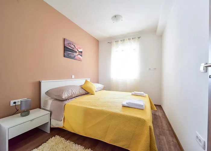 Deluxe Franic Lejlighed *