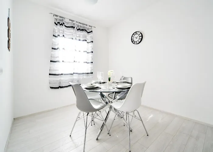 Deluxe Franic * Sukošan