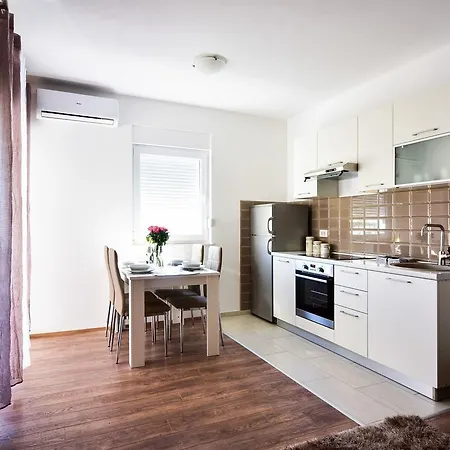 Apartament Deluxe Franic