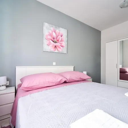 Deluxe Franić Appartement