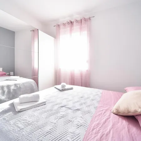 Apartament Deluxe Franic Sukošan