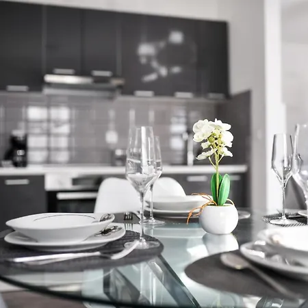 Deluxe Franic Apartament *