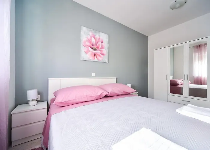 Deluxe Franic דירה